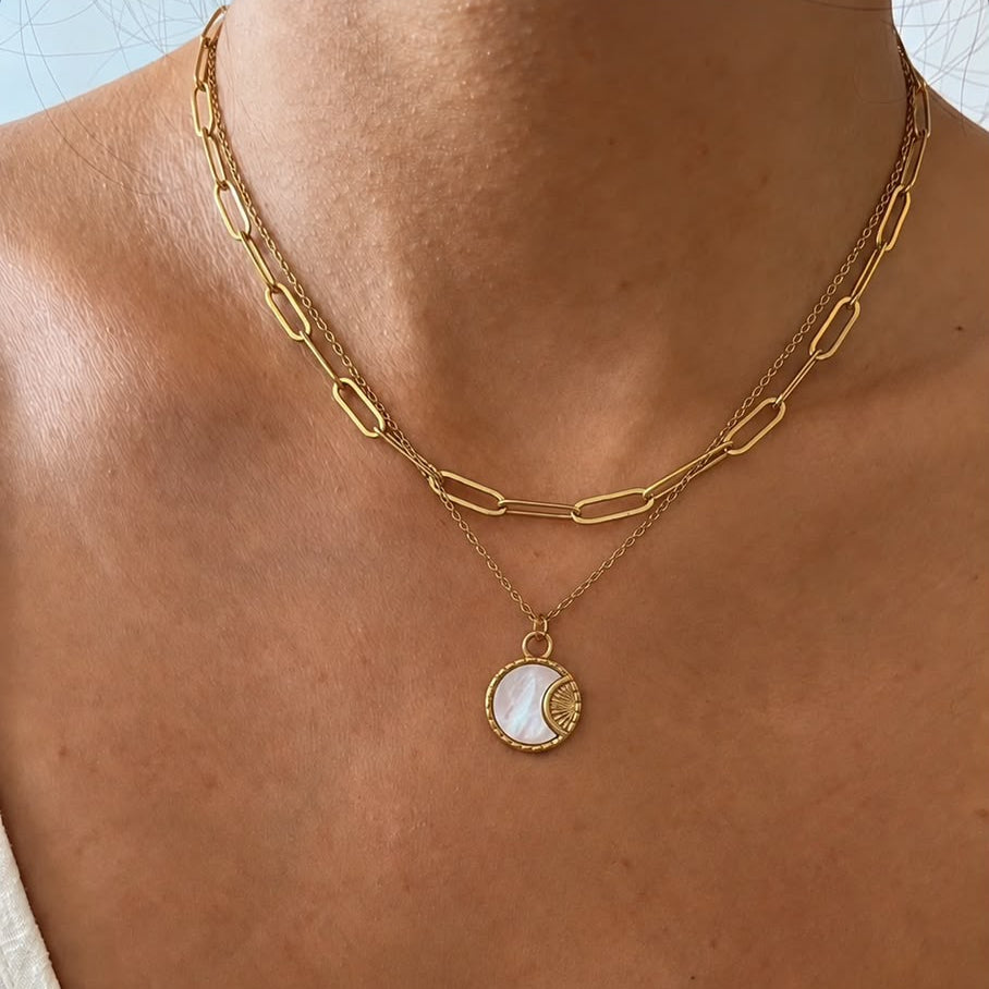 L`ÉTE NECKLACE
